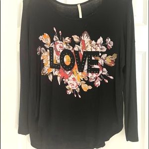 Black shirt LOVE